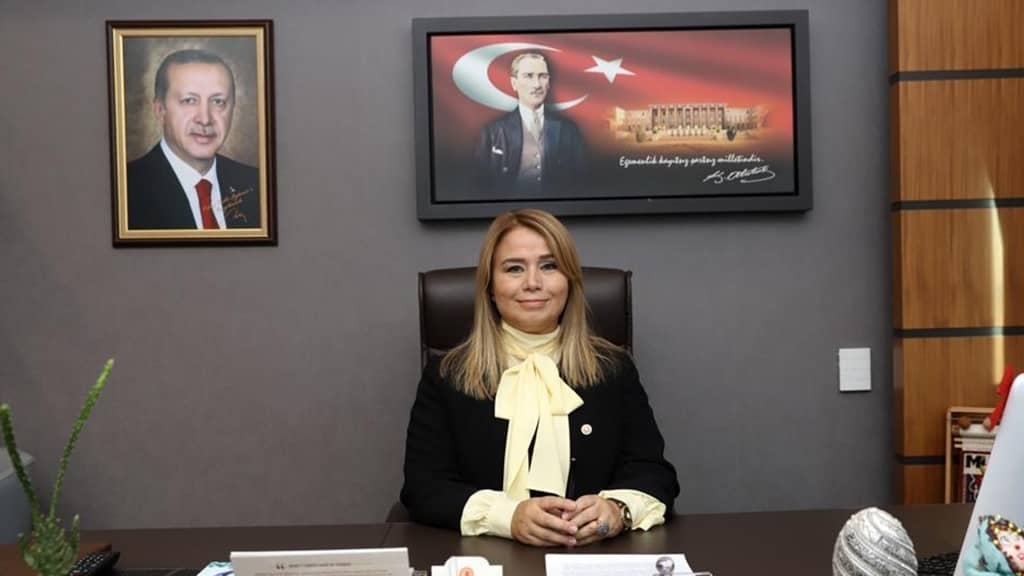 Ak Parti Balıkesir Milletvekili Aydemir: Cumhuriyeti sonsuza kadar yaşatacağız