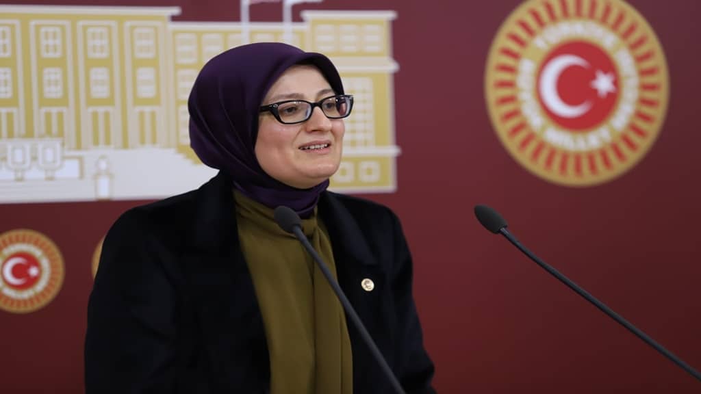 Uygur: Kadınların yer almadığı her alan eksiktir