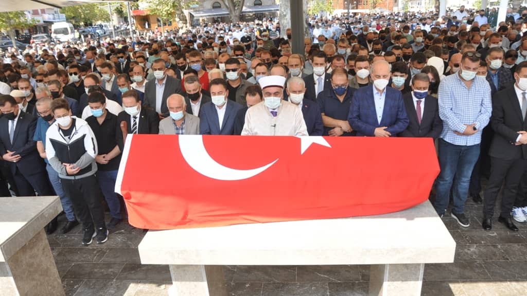 Efsane başkan Uğur ebediyete uğurlandı