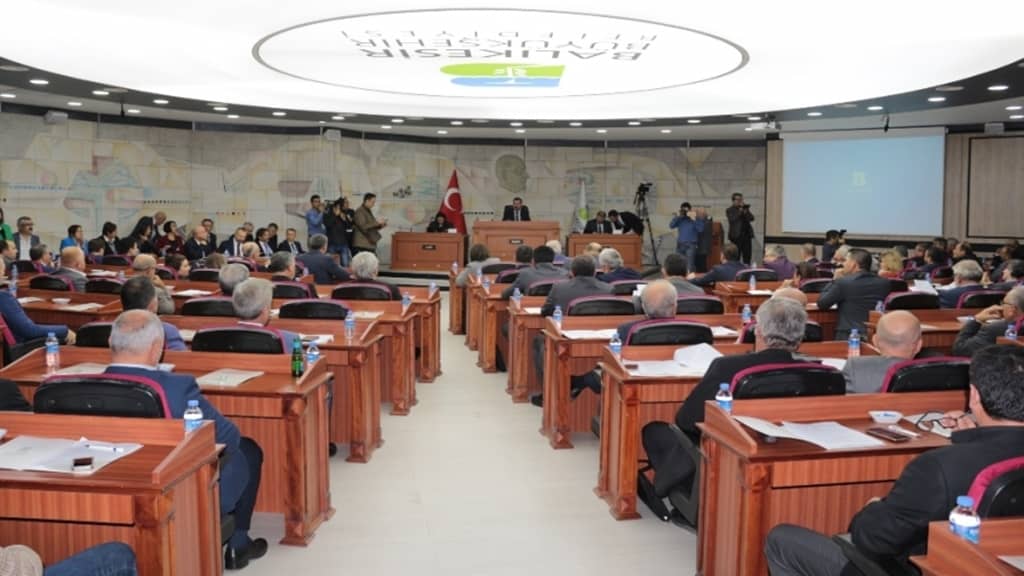 Sıra Balıkesir’de