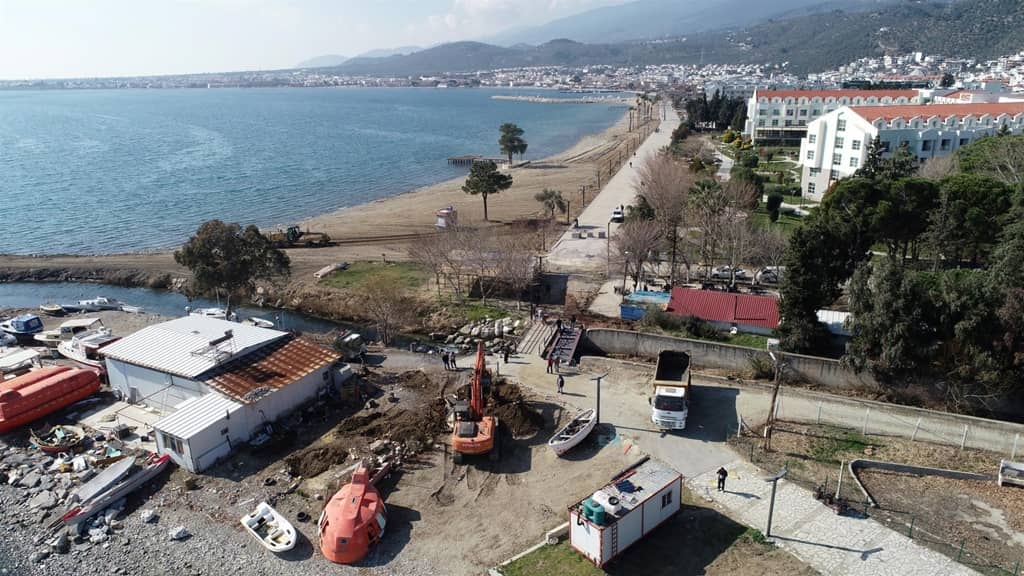 Güre Sahil Yolu yaza yetişecek