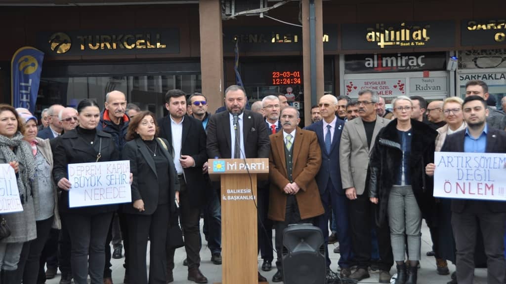 İYİ Parti’den Büyükşehir’e deprem soruları Balıkesir’de ne hazırlığı yaptınız