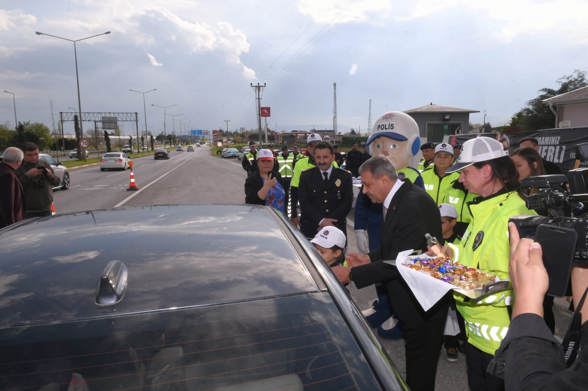 Vali Şıldak, “Bayramda da trafik kurallarına uyalım”