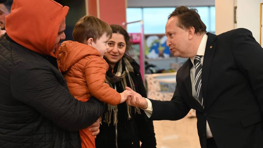 “Aile olursak her türlü başarıyı elde ederiz”