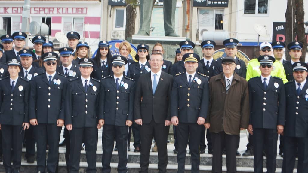 Ayvalık’ta polis günü heyecanı