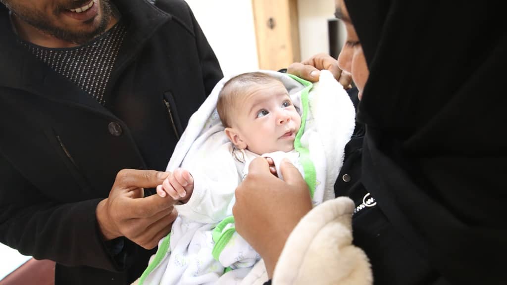 Bebeklerine 61 gün sonra kavuştular