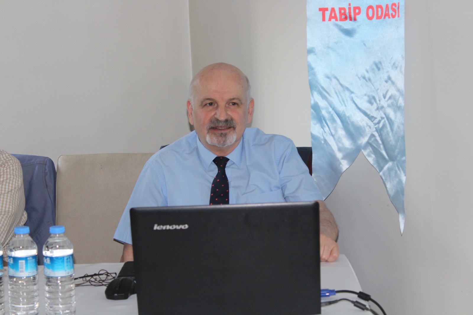 Dr.N.Uçan