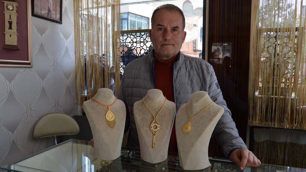 “Herkes altın alıp satamayacak”