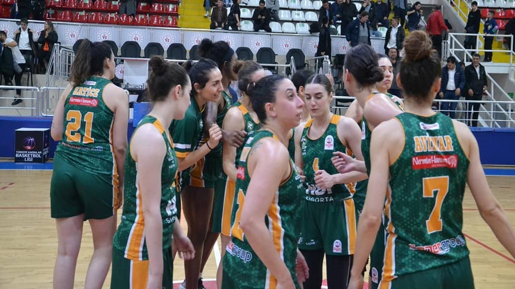 Kırklareli’de rövanşı alan Gürespor umutlarını üçüncü maça taşıdı