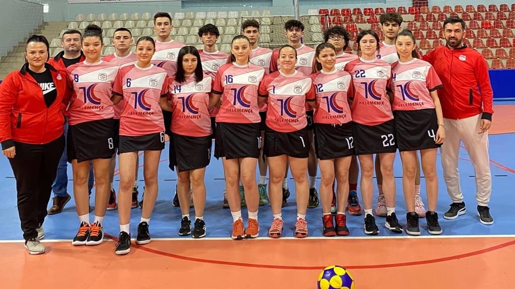 Kurtdereli Mehmet Pehlivan Spor Lisesi galibiyetle başladı
