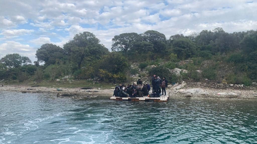Filmdi gerçek oldu, Mültecileri Yunanistan diye Bodrum’da bıraktı
