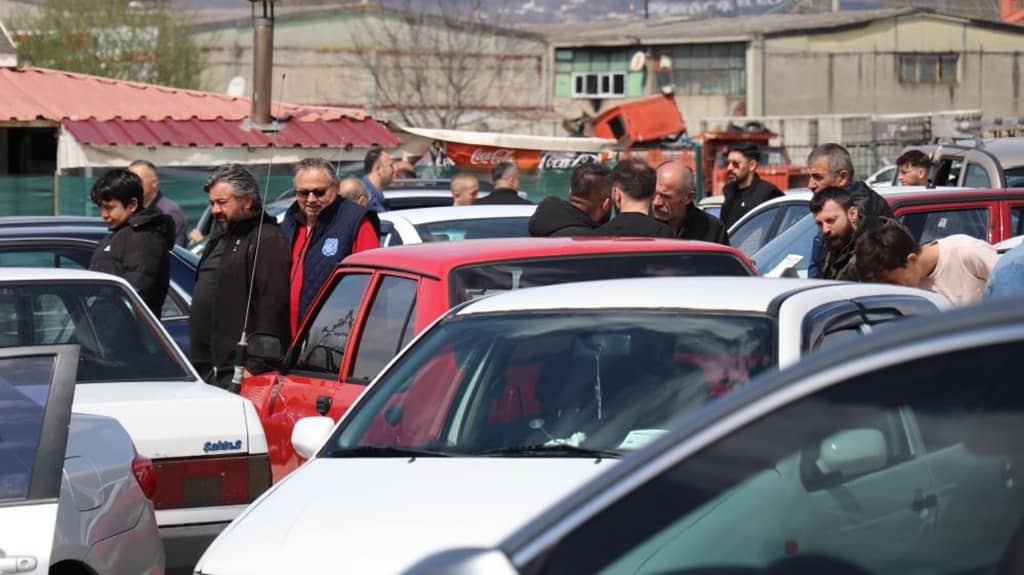 Bayram öncesi ikinci el otomobil pazarında hareketlilik