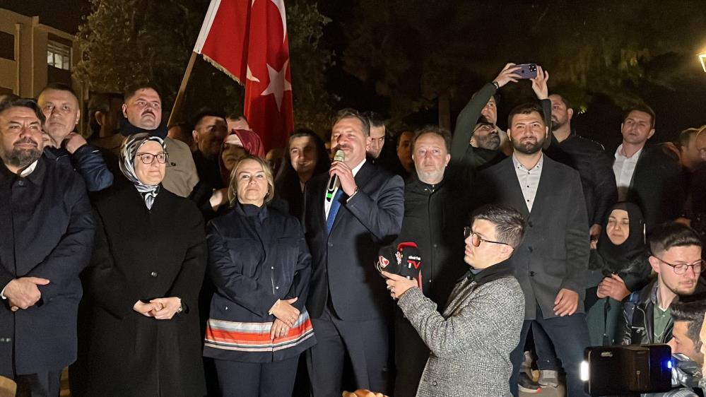 AK Parti’den Sevgi Yürüyüşü