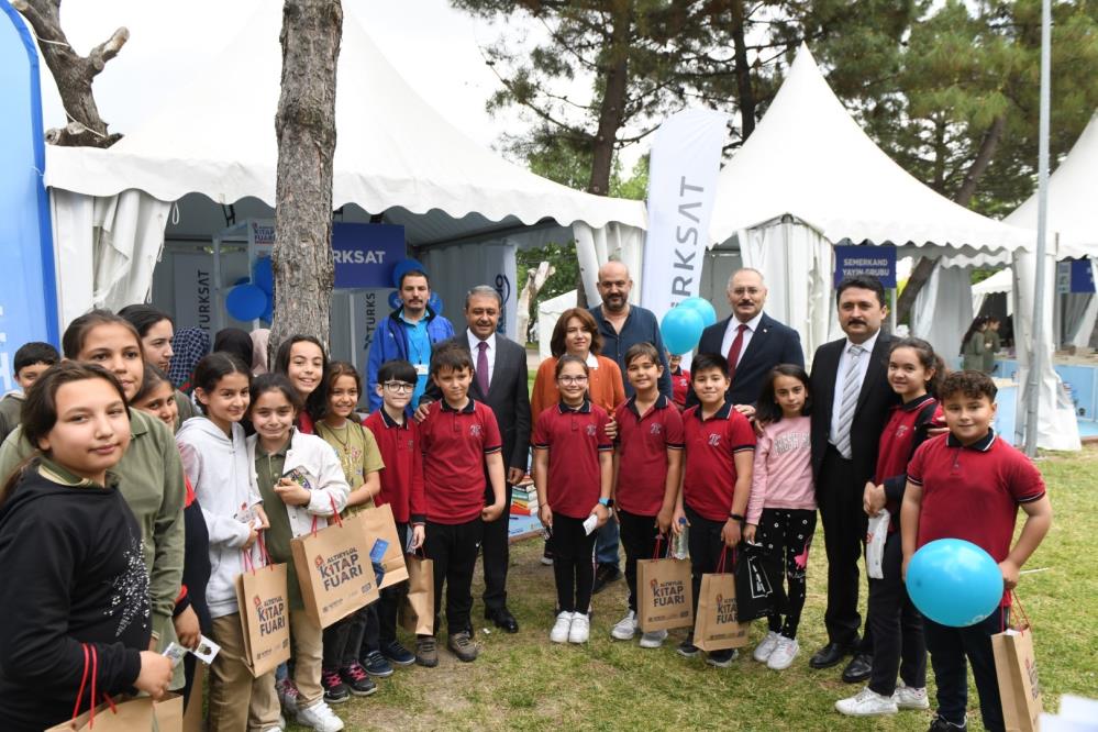 Altıeylül Kitap Fuarı tüm hızıyla devam ediyor