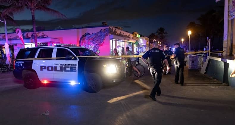 Florida sahilinde silahlı saldırı 4’ü çocuk 9 yaralı