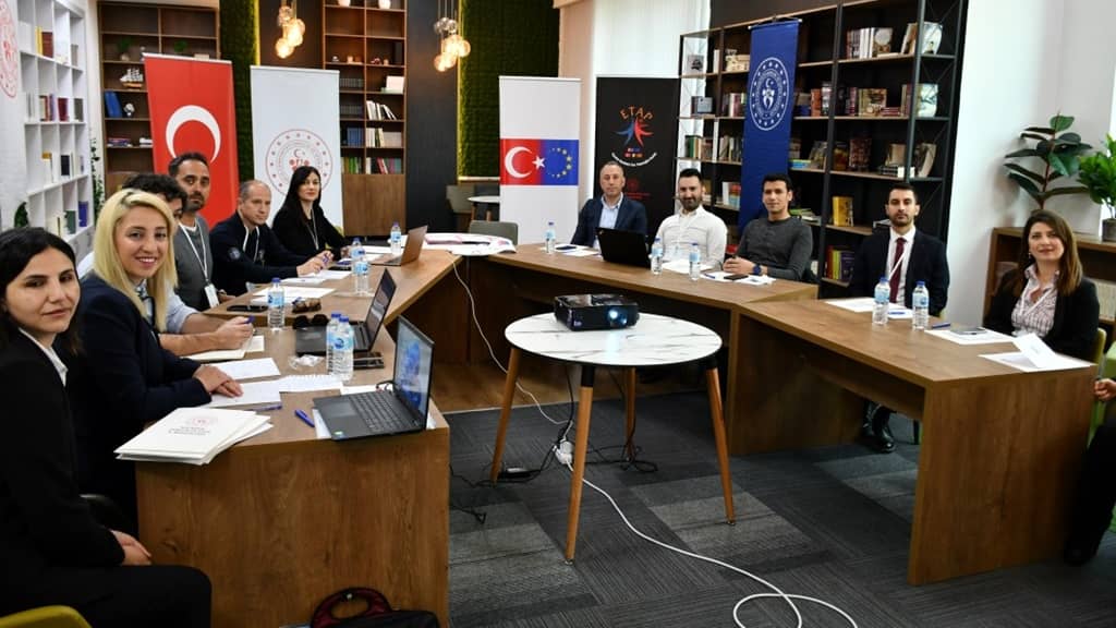 İlk proje için imzalar atıldı