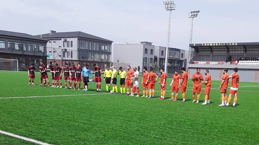 Liderler yerini sağlamlıyor