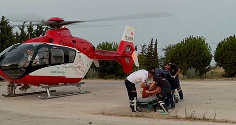 Hava ambulansıyla hastaneye ulaştırıldı