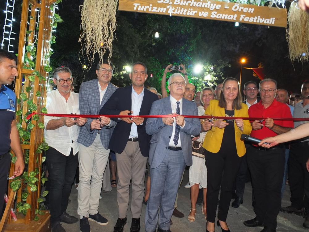 Burhaniye Festivali Başladı