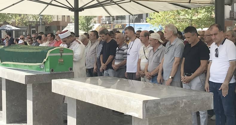 Arif Haluk Özyıldırım gözyaşları arasında toprağa verildi