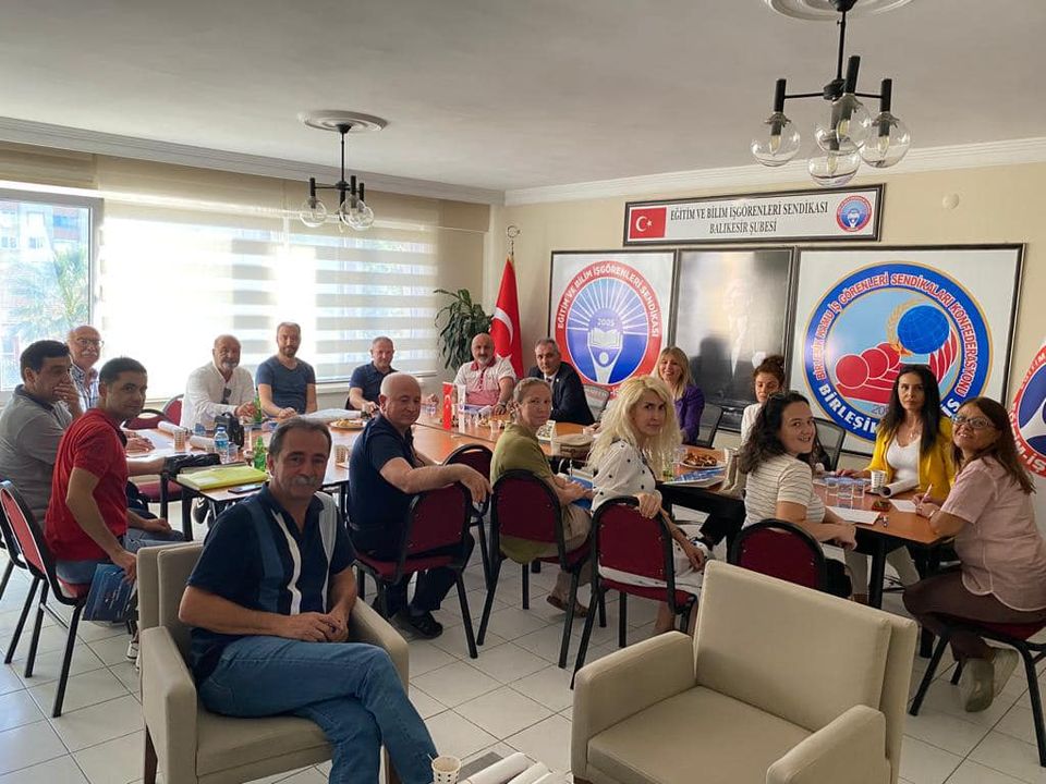 Eğitim-İş’e katılımlar devam ediyor