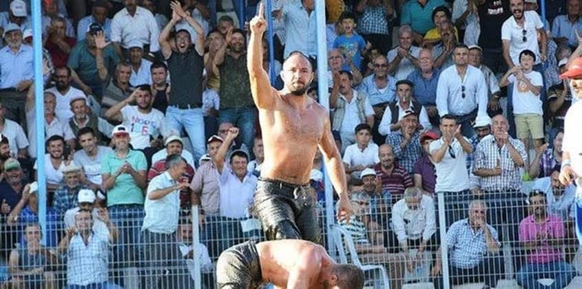 Kurtdere’nin Başpehlivanı Ali Gürbüz Oldu