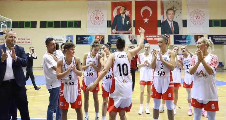Burhaniye Belediyespor Zonguldak’ta