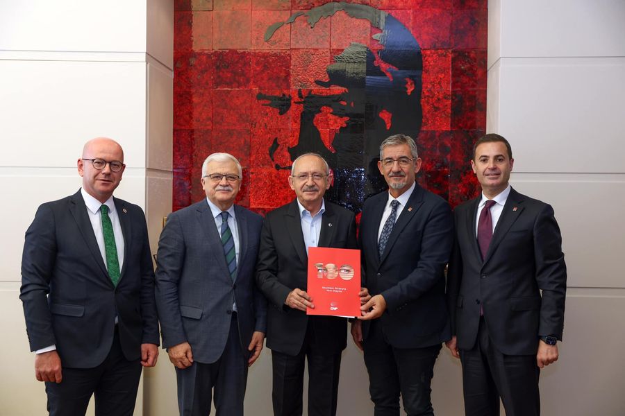 Kemal Kılıçdaroğlu’nu ziyaret ettiler