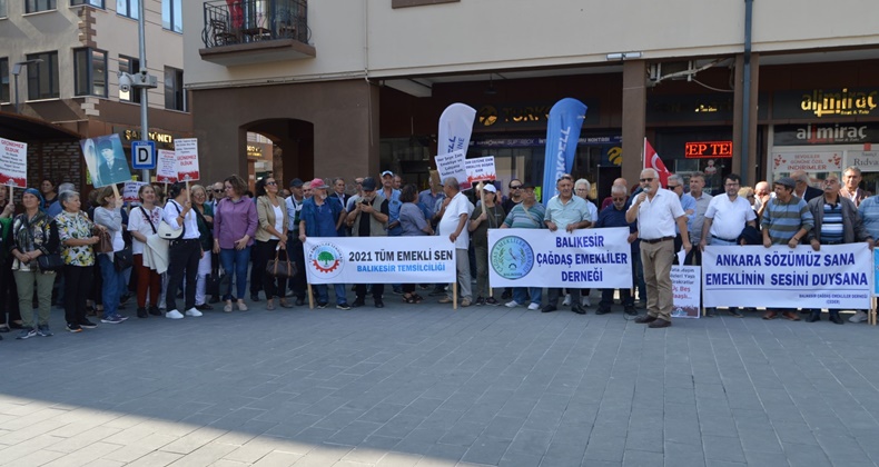 “Emekçiler ve emekliler hızla yoksullaşıyor”