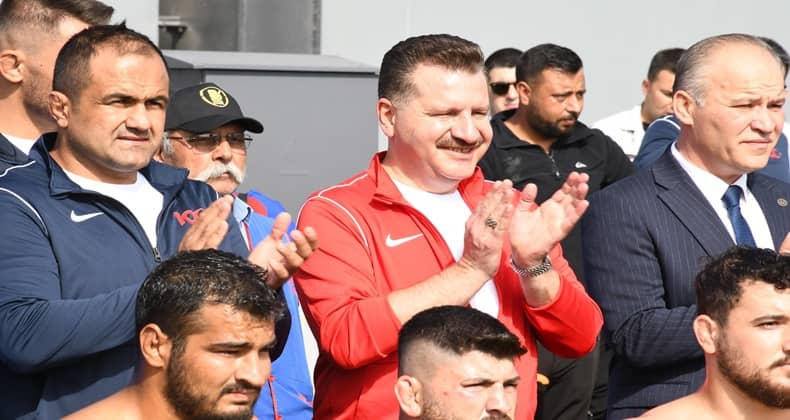 Sporculardan Balıkesir Büyükşehir Belediye Başkanı Yücel Yılmaz’a övgü dolu sözler