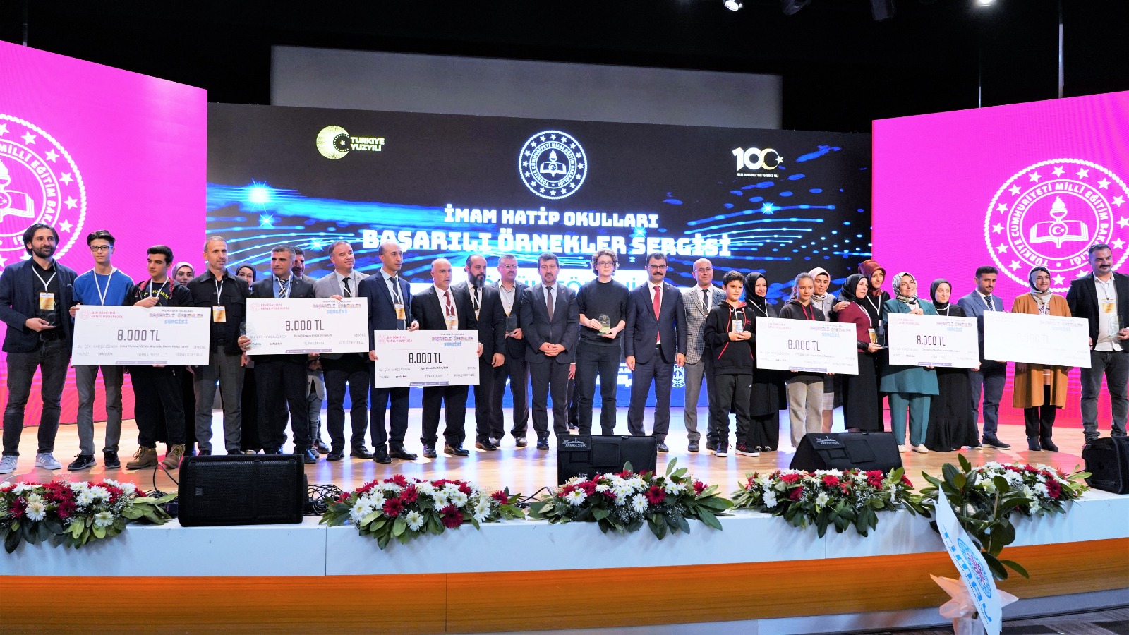 Balıkesir İmam Hatip Lisesi 100. yılına ödülle girdi