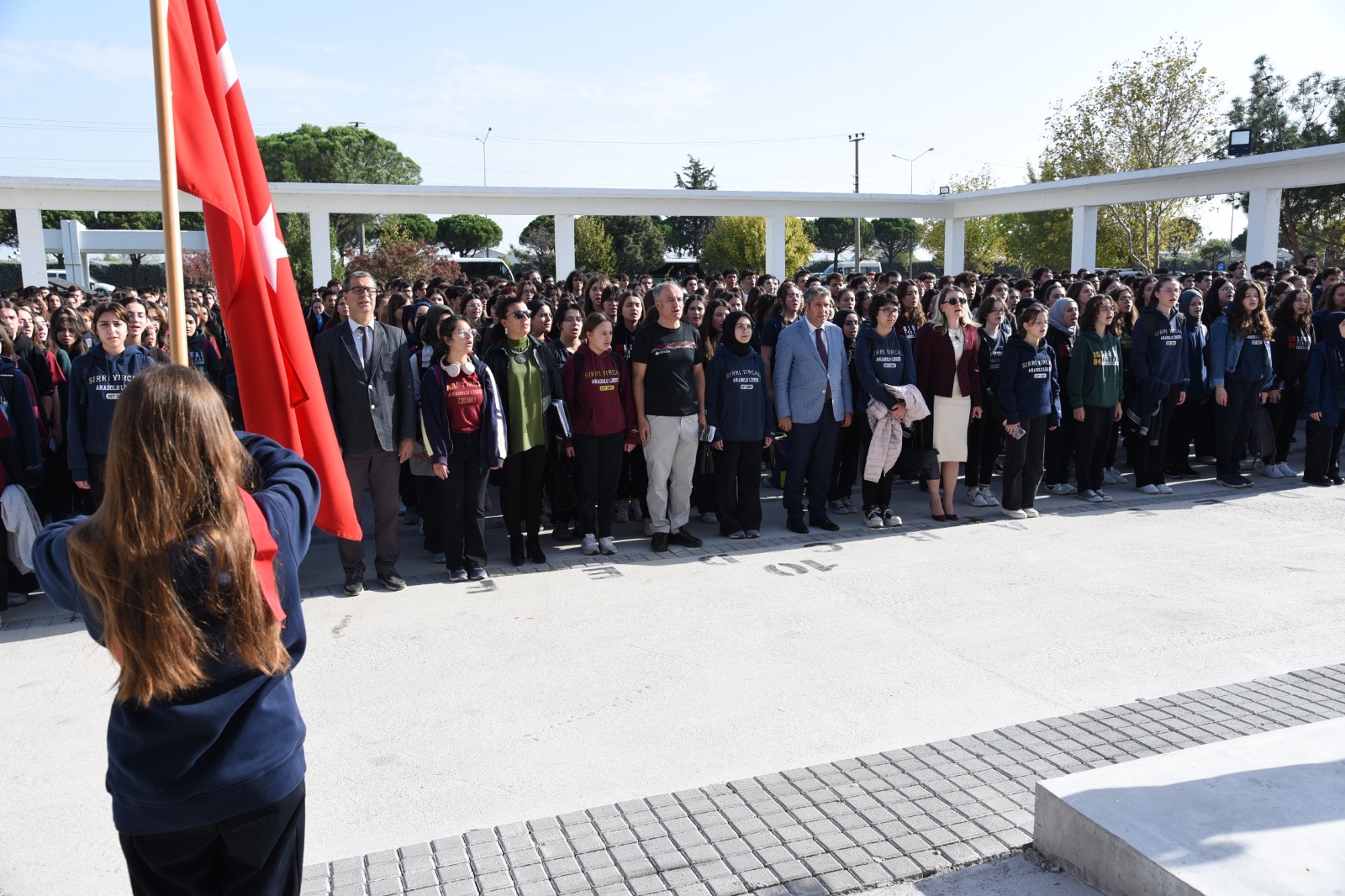 Filistin’de Hayatını Kaybedenler İçin Saygı Duruşu