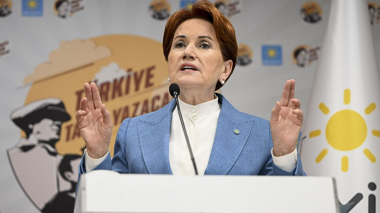 aksener-dKm0_cover