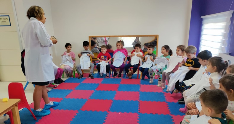 Neşe Fabrikası Çocukları Kültürlerini Tanıyor