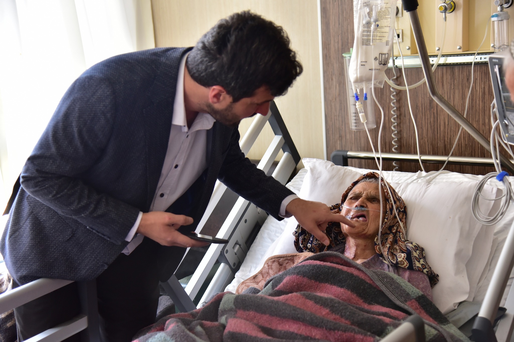 BAÜN Hastanesi Şifa Dağıtmaya Devam Ediyor: “Yanak Bölgesi Kanseri Ameliyatı”