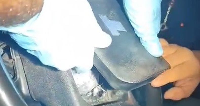 Uyuşturucuyu kornaya saklamışlar!