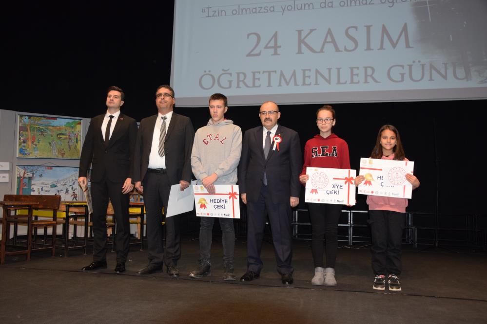 Öğretmenler Günü Kutlandı