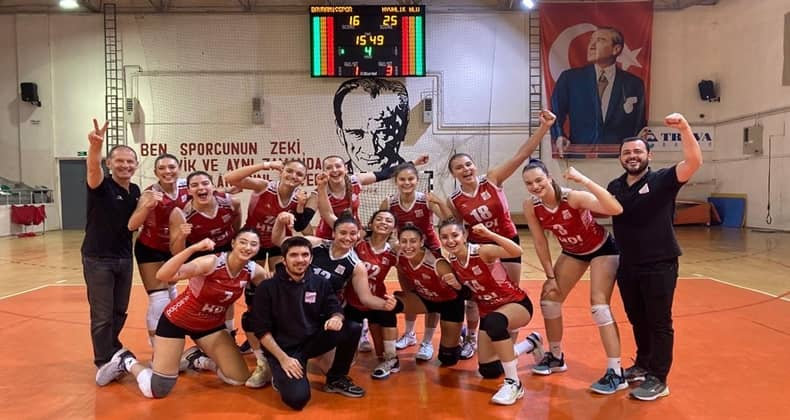 Ayvalıklılar yer değiştirdi