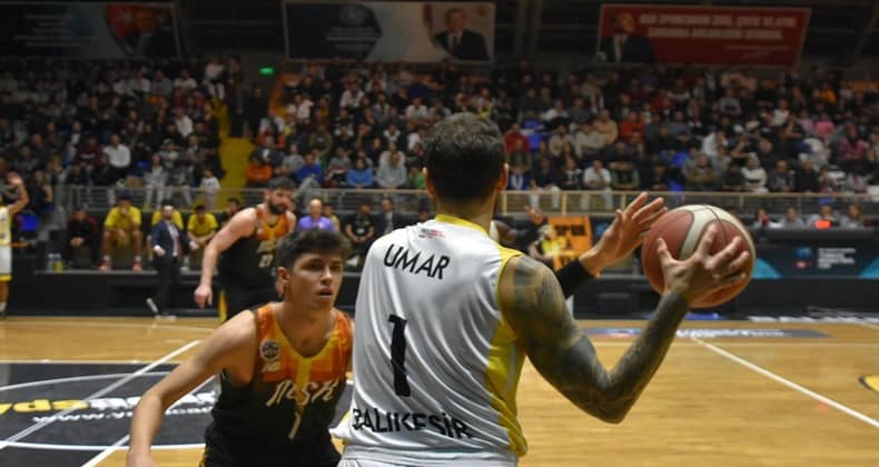 Balıkesir Büyükşehir Belediyespor Iğdır yolcusu