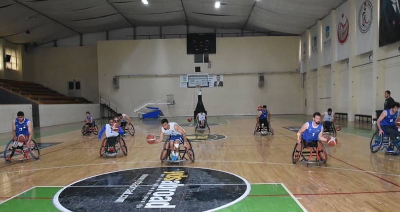 Balıkesir Büyükşehir Belediyespor Yalova’da