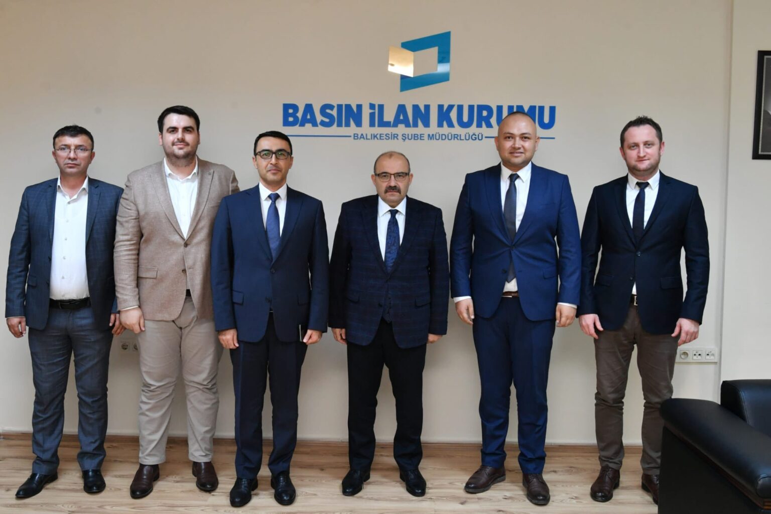 Balikesir-Valisi-Ismail-Ustaoglu-Basin-Ilan-Kurumu-Balikesir-Sube-Mudurlugu-ziyareti-4-1536x1024