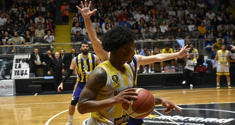 Balıkesir Büyükşehir Belediyespor Konyaspor ile deplasmanda karşılaşıyor