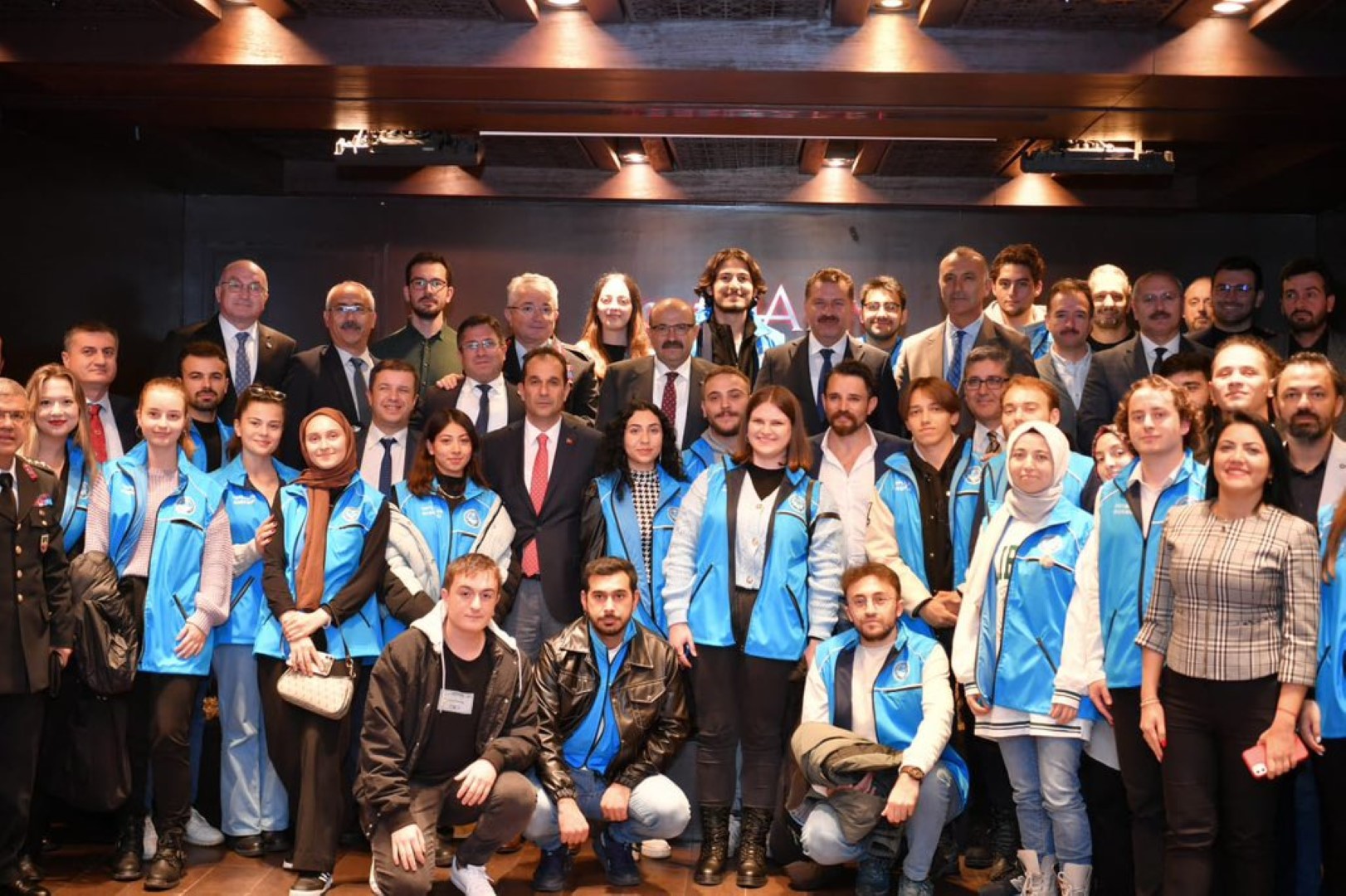 Üniversite öğrencileriyle buluştular