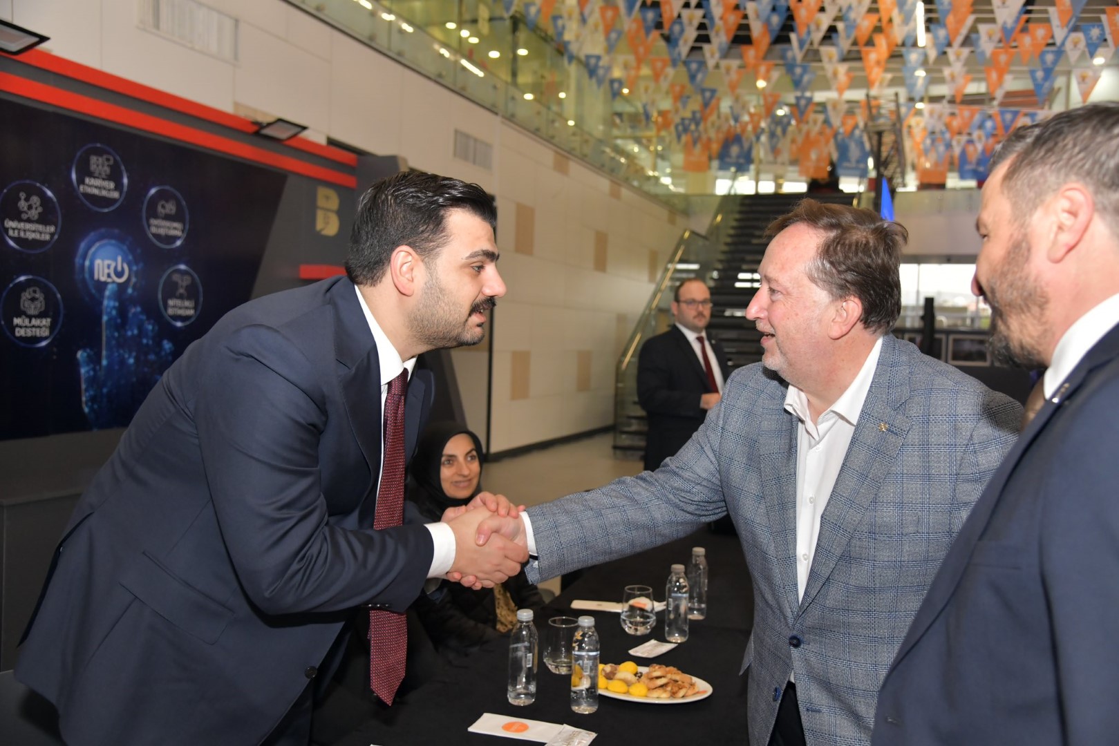 Ak Parti temayül yoklamasını yaptı