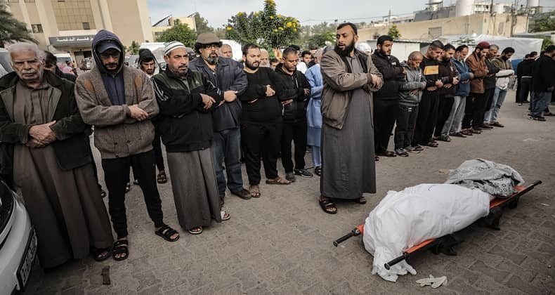 İsrail gece boyu Gazze Şeridi'ni vurdu 52 ölü