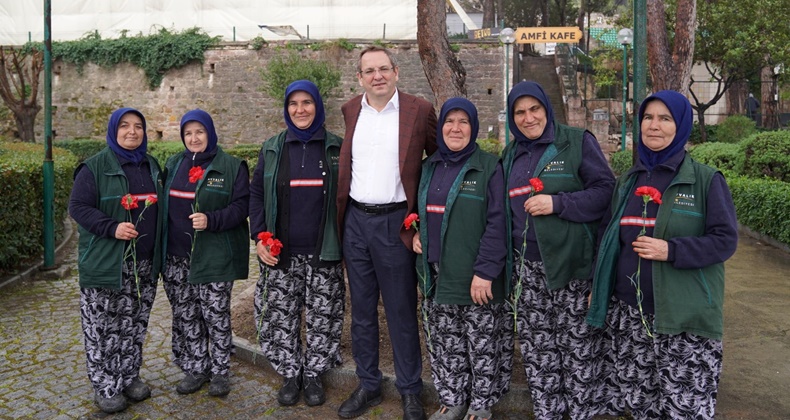 “Her türlü şiddete karşı yanınızdayım”