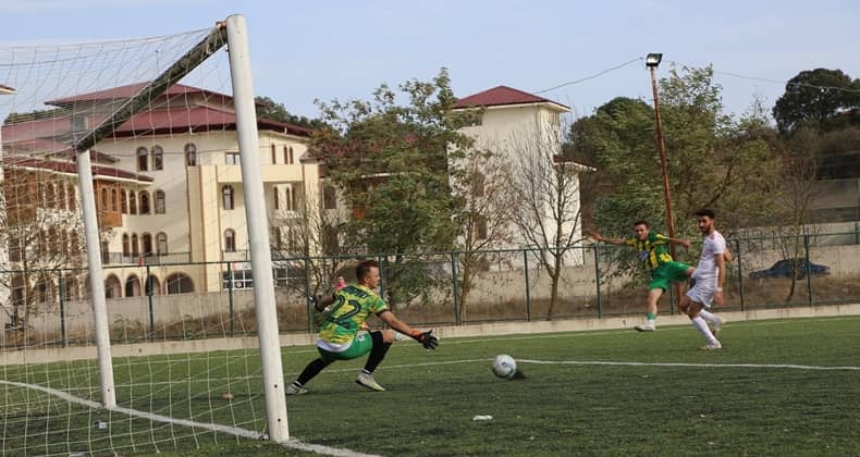 Balıkesir Süper Amatör Lig’de koltuk mücadelesi
