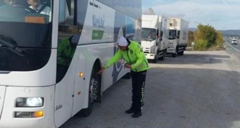 Kış lastiği olmayanlara ceza kesildi