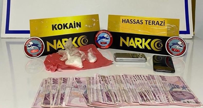 ‘Dur’ ihtarına uymayıp kaçan araçtan cinayet zanlısı çıktı