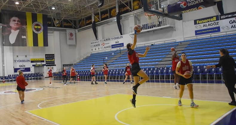 Gürespor Başkentte Cuma Mesaisinde